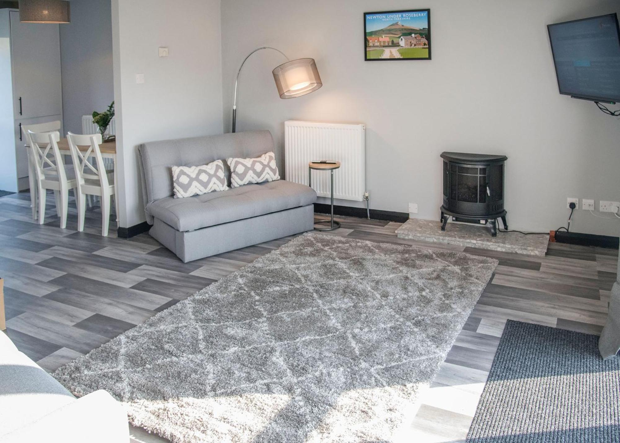 White Rose Country Cottages Thormanby Exteriör bild